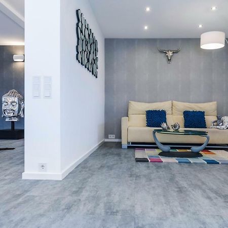 Design-Studiowohnung Haegestrasse ギュータースロー エクステリア 写真