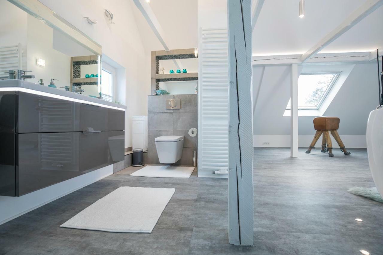 Design-Studiowohnung Haegestrasse ギュータースロー エクステリア 写真